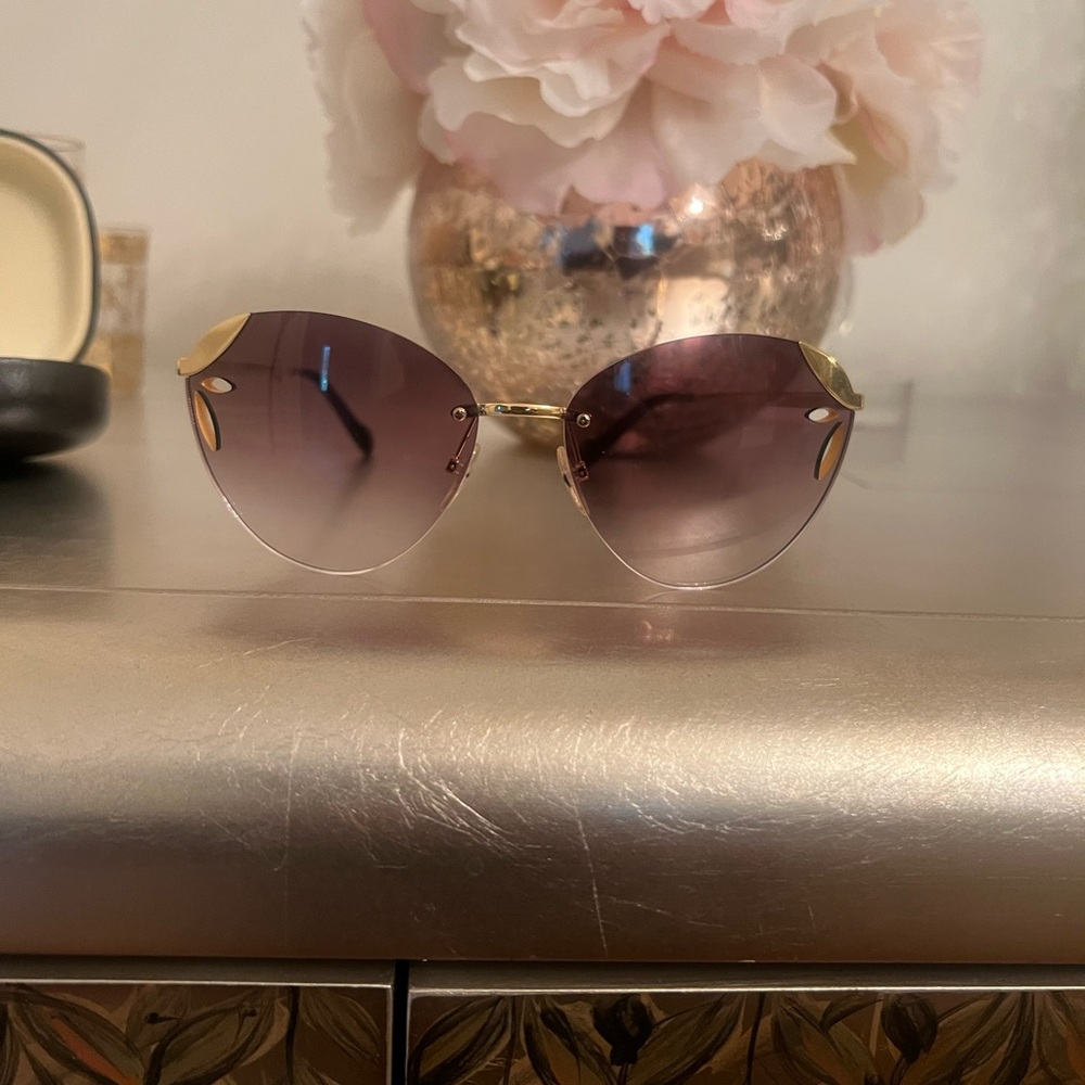 Louis Vuitton Gold Frame Sunglasses with Brown Lenses